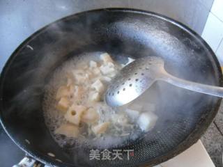 泡椒藕丁的做法步骤：4