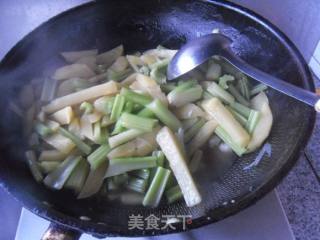 芹菜炖土豆的做法步骤：8