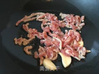 酸菜肉丝米线的做法步骤：4