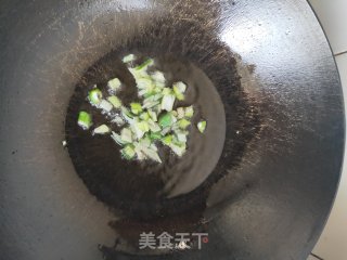 彩椒炒肉丝的做法步骤：3