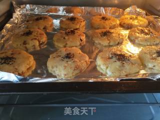 核桃酥的做法步骤：9