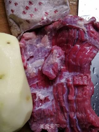 *团圆饭*牛肉粉蒸的做法步骤：1