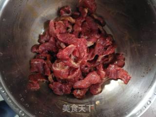 *团圆饭*牛肉粉蒸的做法步骤：2