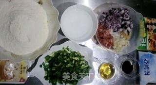 韭菜蒸包的做法步骤：1