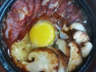 腊肠煲仔饭的做法步骤：8