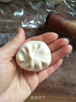 小猪豆沙包的做法步骤：6