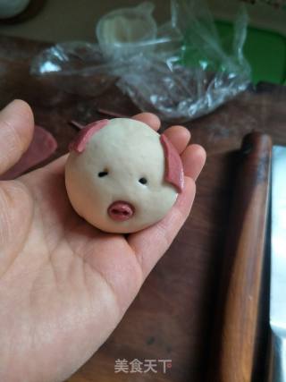 小猪豆沙包的做法步骤：10