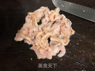 榨菜炒鸡丝的做法步骤：2