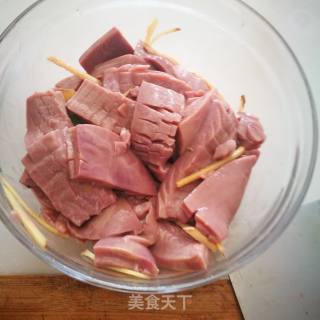 爆炒腰花的做法步骤：3