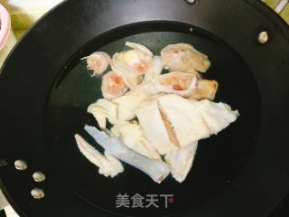 鸡肉山药菠菜粥的做法步骤：1