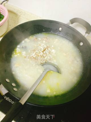 鸡肉山药菠菜粥的做法步骤：8