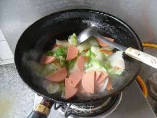 肉肠烧白菜的做法步骤：10