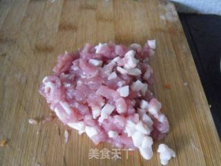 肉丁胡萝卜酱的做法步骤：2