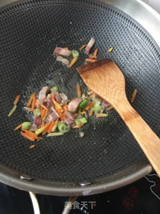 肉丁海参疙瘩汤的做法步骤：4