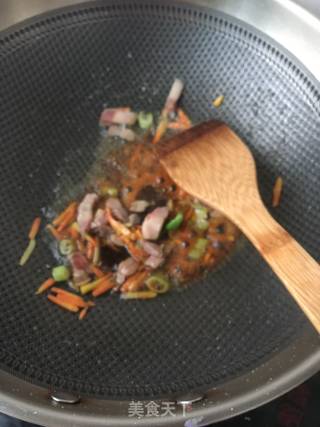肉丁海参疙瘩汤的做法步骤：5