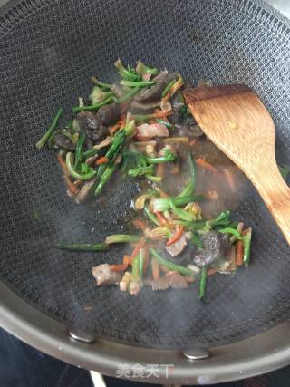肉丁海参疙瘩汤的做法步骤：8
