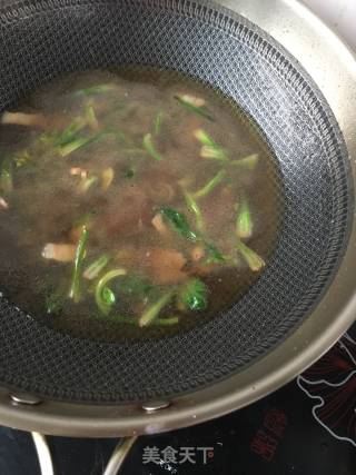 肉丁海参疙瘩汤的做法步骤：9