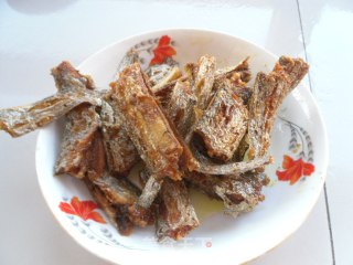 酥带鱼的做法步骤：5