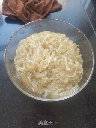 蒜炒粉条的做法步骤：2