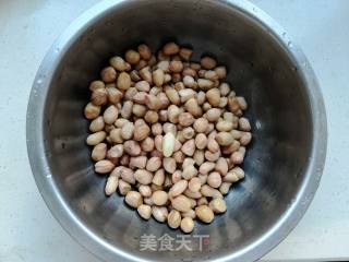 #家乡美食#麻辣花生的做法步骤：1
