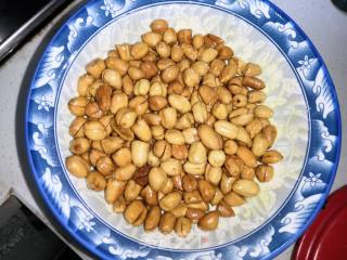 #家乡美食#麻辣花生的做法步骤：7