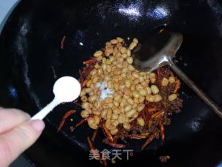 #家乡美食#麻辣花生的做法步骤：12