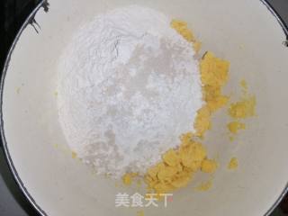 #家乡美食#玉米面红糖包的做法步骤：2