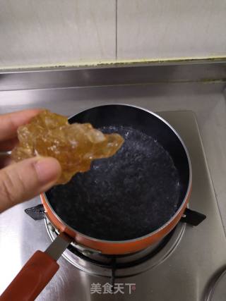 糖水菠萝的做法步骤：2