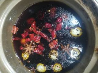 家常卤鹌鹑蛋的做法步骤：3