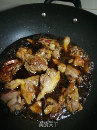 生抽焖鸭肉的做法步骤：2