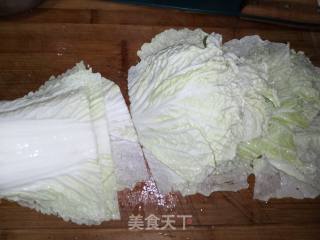 百财肉卷的做法步骤：1