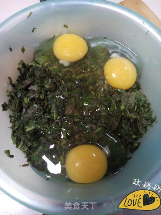 香椿炒鸡蛋的做法步骤：2