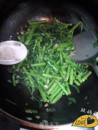 蒜蓉空心菜的做法步骤：6