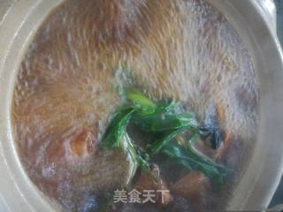 板栗红烧肉的做法步骤：6