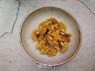 #团圆饭#黑豆核桃豆浆的做法步骤：2