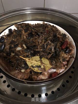 梅菜扣肉的做法步骤：10