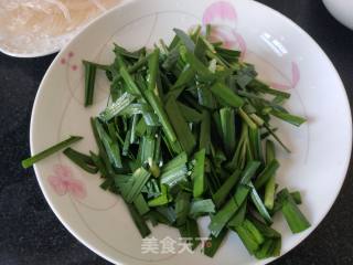 韭菜豆芽炒粉条的做法步骤：3