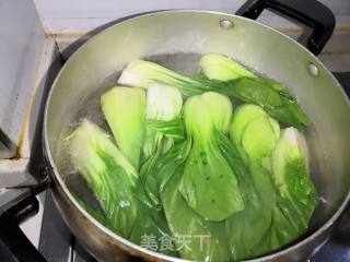 白灼油菜的做法步骤：3