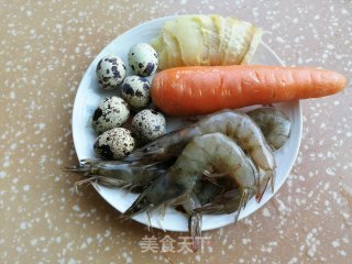 鲜虾蛋饺汤的做法步骤：1