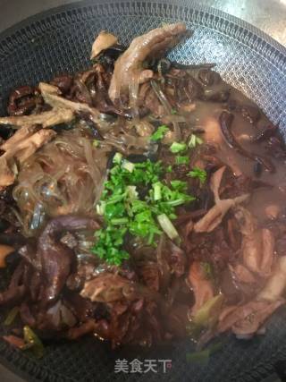 小鸡炖蘑菇的做法步骤：15