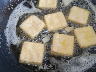 炸臭豆腐的做法步骤：4