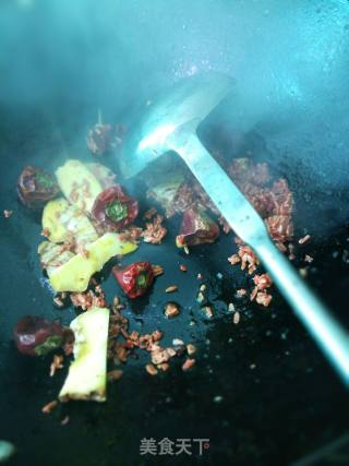 萝卜苗炖兔肉的做法步骤：6