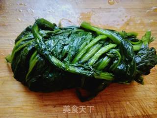 #团圆饭#小米椒炒雪菜的做法步骤：1