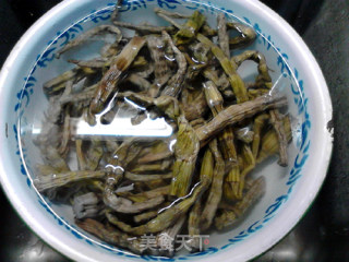 泡发竹笋干的做法步骤：5