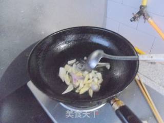 酸菜鱼腩的做法步骤：3