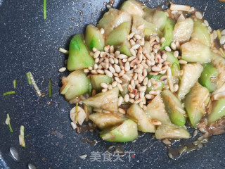 丝瓜松仁儿的做法步骤：8
