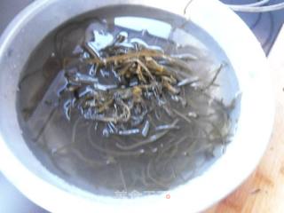 蒜油海带丝的做法步骤：2