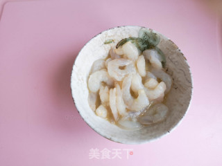 荔枝虾仁的做法步骤：7