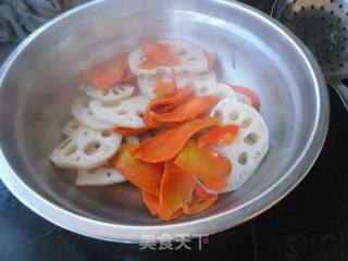 糖醋藕片的做法步骤：7