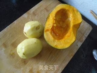 土豆炖倭瓜的做法步骤：1